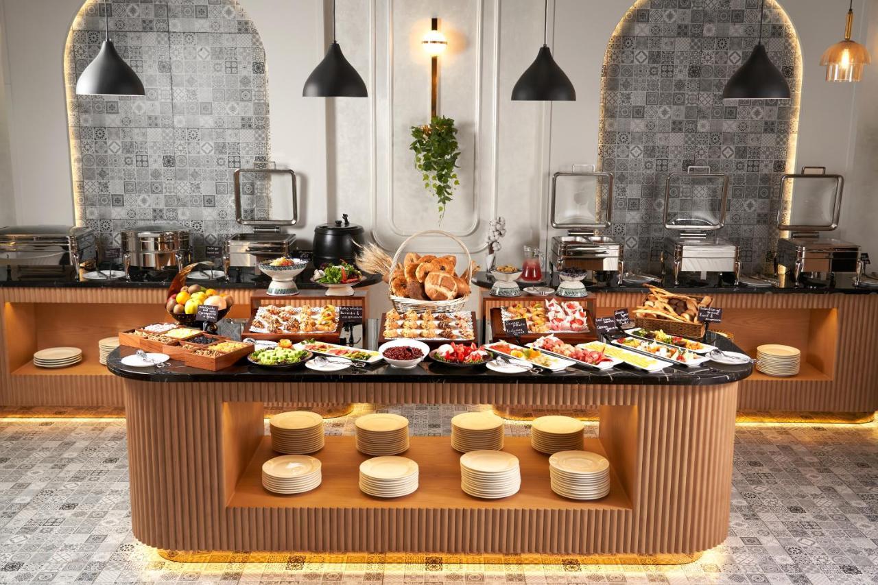 Moevenpick Samarkand Bagian luar foto