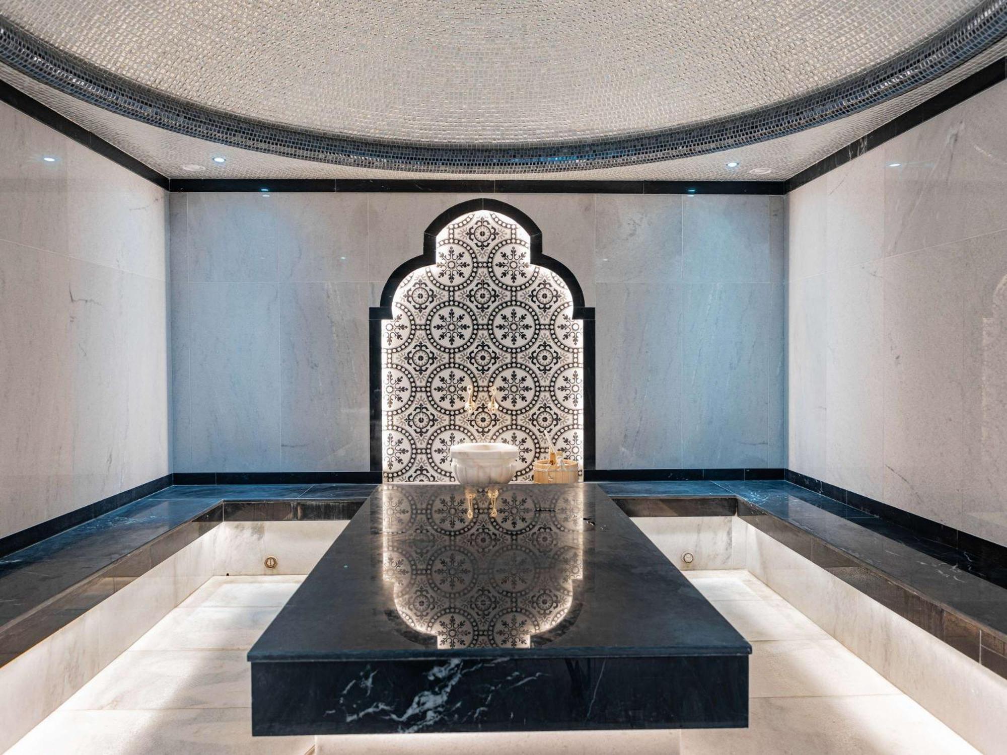 Moevenpick Samarkand Bagian luar foto