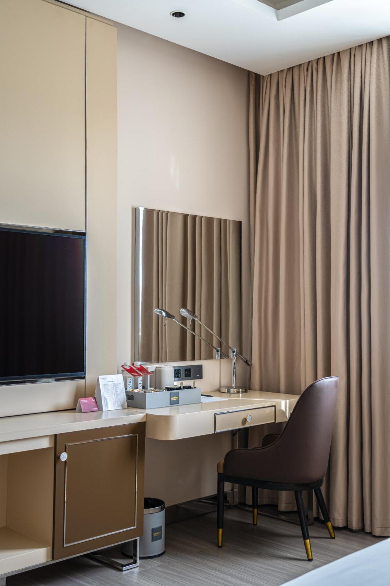 Moevenpick Samarkand Bagian luar foto