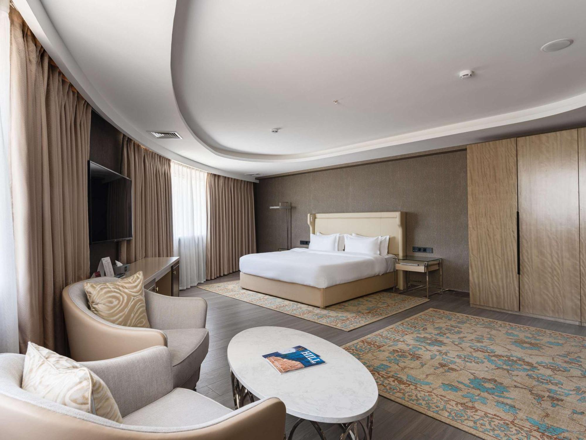 Moevenpick Samarkand Bagian luar foto