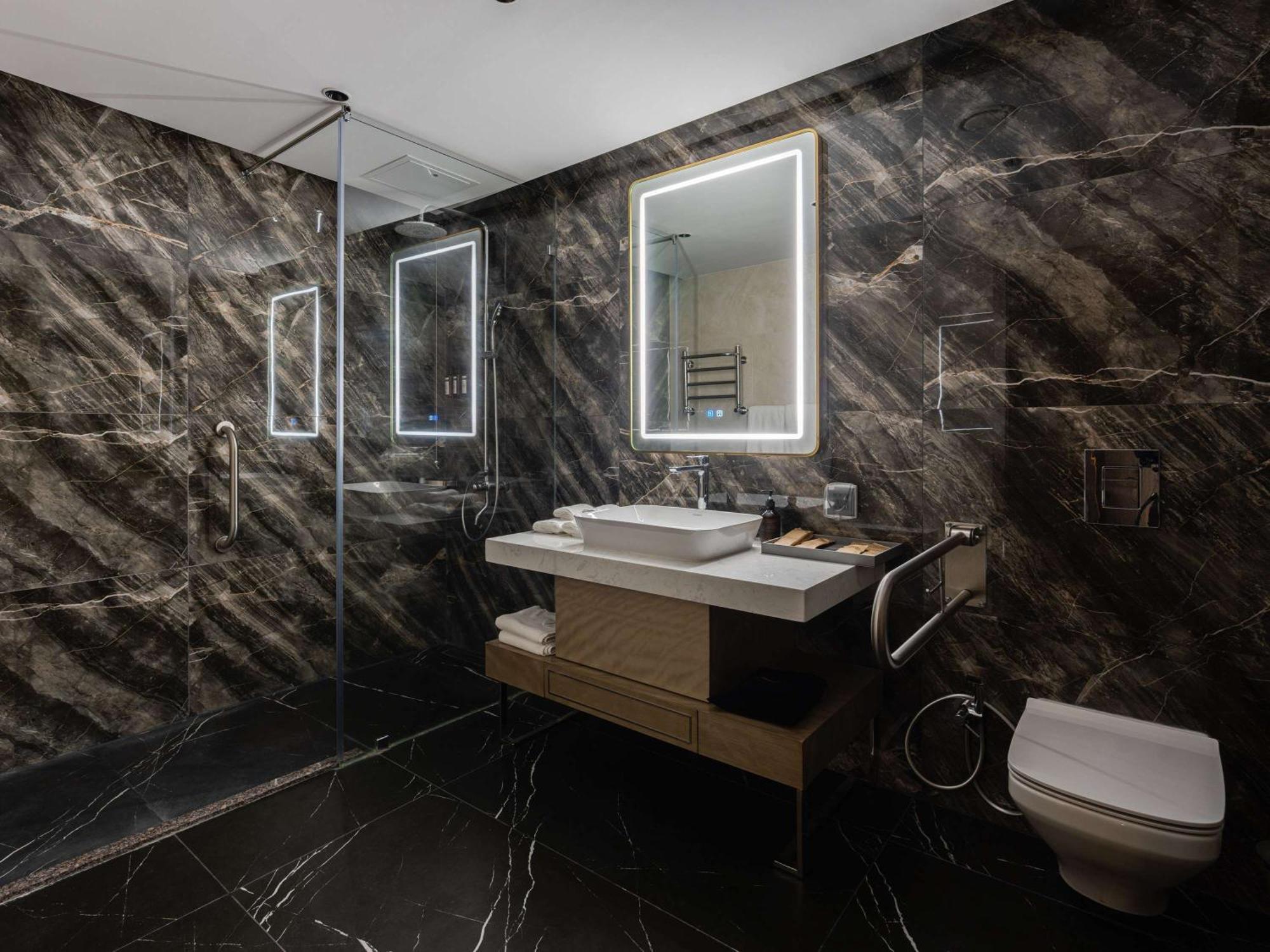 Moevenpick Samarkand Bagian luar foto