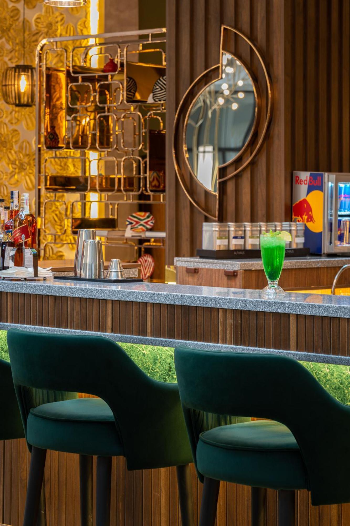 Moevenpick Samarkand Bagian luar foto