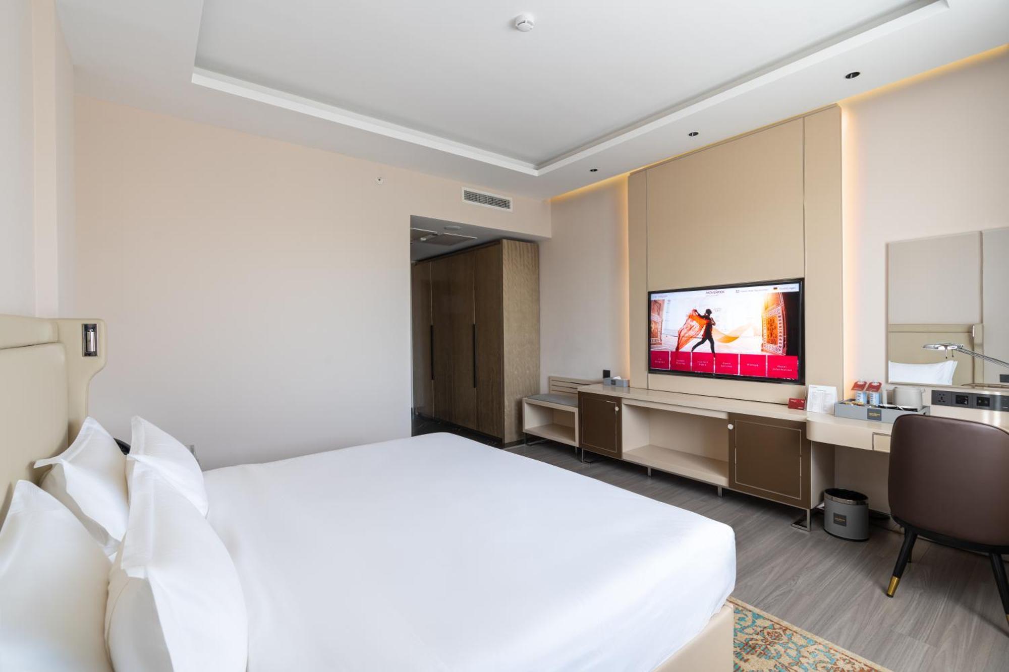 Moevenpick Samarkand Bagian luar foto
