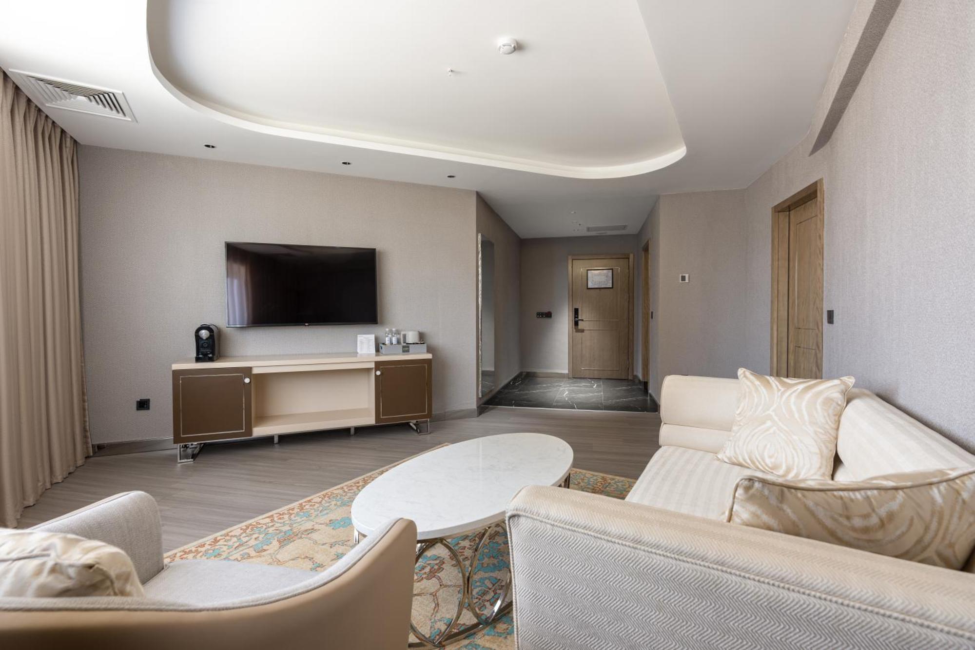 Moevenpick Samarkand Bagian luar foto